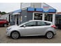 Ford Focus 1.6 TI-VCT 125pk 5-deurs First Edition, Trekhaak, PDC, Stoelverwarming, Half leder,