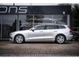 Volvo V60 2.0 B3 Momentum Business|Trekh|LED|Adaptive Cruise|Digital Dash|Apple Carplay|