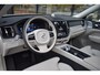 Volvo XC60 T8 455pk AWD Ultra Bright | Trekhaak | Luchtvering | Massage | B