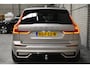 Volvo XC60 T8 455PK AWD Ultra Dark | Luchtvering | 22'' | Bowers&Wilkins