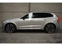 Volvo XC60 T8 455pk AWD Ultra Dark | 22'' | Luchtvering | Trekhaak | B&W