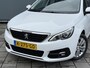 Peugeot 308 BWJ 2021 / 1.2 PT 111 PK Active Pack | TREKHAAK | VIRT COCKPIT | CLIMA | CARPLAY | NAVI | CRISE | DAB | LICHTMETAAL |