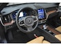 Volvo XC60 T8 455PK AWD Ultra Bright | Luchtvering | 22'' | Bowers&Wilkins