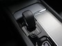 Volvo XC60 2.0 T6 Plug-in hybrid AWD Ultimate Dark | Trekhaak | Schuifdak | Harman Kardon | 360 camera | Head-up | Stoelverwarming voor & achter | Keyless Go |