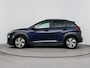 Hyundai Kona Electric EV PREMIUM 64 kWh | SoH 96% | 3- FASE | NAVI | CLIMA | CRUISE | CAMERA | HUD | LEDER | STUUR- & STOELVERWARMING | WARMTEPOMP | PRIVACY GLASS | WLTP 481 KM! |