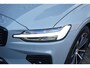 Volvo V60 2.0 T6 Plug-in hybrid AWD Plus Dark Panoramadak | Harman/Kardon | Semi Elek Trekhaak | 360 Graden Parkeercamera