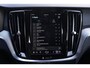 Volvo V60 2.0 T6 Plug-in hybrid AWD Plus Dark Panoramadak | Harman/Kardon | Semi Elek Trekhaak | 360 Graden Parkeercamera