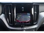 Volvo XC60 2.0 T6 Plug-in hybrid AWD R-Design Adaptieve Cruise Control | Parkeercamera | LED-Koplampen | Keyless Entry