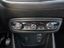 Opel Crossland 1.2 Turbo Level 4| Stoelv + Stuurv | Parkeer Sensoren V + A | Navi | Tel | Carplay | Android | Climate