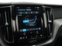 Volvo XC60 2.0 T6 Plug-in hybrid AWD Plus Dark | Luchtvering | Panoramadak | Leder | Elek stoel | Camera