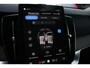 Volvo XC90 2.0 T8 Plug-in hybrid AWD Ultra Dark | Luchtvering | Harman Kardon | Stoelventilatie | 21" | Trekhaak | Massage | Panoramadak .
