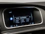 Volvo V40 2.0 D2 R-Design Business Sport (NAVI,CRUISE,PDC,STOELVERWARMING,LED,LEDER/ALCANTARA,SPORTSTOELEN,LM VELGEN,NETTE STAAT)