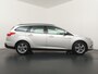 Ford Focus Wagon 1.0 EcoBoost Edition - Navigatie - Trekhaak - Parkeersensoren