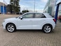 Audi Q2 35 TFSI 150pk S tronic Sport met Trekhaak, Stoelverwarming en Apple/Android auto
