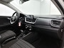 Kia Stonic 1.0 T-GDi 120pk MHEV DynamicLine Auto. Navigatie Apple Carplay/Android Auto Camera Parkeersensoren achter Cruise Control Lichtmetalen velgen Airco