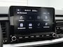 Kia Stonic 1.0 T-GDi 120pk MHEV DynamicLine Auto. Navigatie Apple Carplay/Android Auto Camera Parkeersensoren achter Cruise Control Lichtmetalen velgen Airco