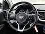 Kia Stonic 1.0 T-GDi 120pk MHEV DynamicLine Auto. Navigatie Apple Carplay/Android Auto Camera Parkeersensoren achter Cruise Control Lichtmetalen velgen Airco