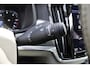 Volvo S90 D3 Momentum | Schuif/kantel dak | El. Trekhaak | Climate Control | BLIS | Verw. Voorstoelen