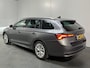 Skoda Octavia Combi 1.5 TSI MHEV Business Edition / AUTOMAAT / GARANTIE TM 10-2028/ TREKHAAK / PARKEERSENS. V+A/ CAMERA / SFEERVERLICHTING / SMART LINK
