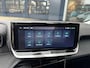 Peugeot 208 Allure 1.2 Turbo 100 PK 6-Bak | LED Koplampen | Facelift Model | Parkeersensoren Rondom | 10'' inch Touch Screen | Draadloze telefoon Navigatie via Apple Car play/ Android Auto | Cruise Control | Rijbaan Bewaking |  Stuurwiel Bediening | Half Lederen Bekleding |
