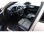 Volvo XC40 B4 211PK Automaat Plus Dark / Navigatie / Adaptive Cruise / Harman Kardon / Stuur- & Stoelverwarming / Elektrische achterklep / Achteruitrijcamera / Trekhaak / Elektrische stoelverst. met geheugen