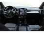 Volvo XC40 B4 211PK Automaat Plus Dark / Navigatie / Adaptive Cruise / Harman Kardon / Stuur- & Stoelverwarming / Elektrische achterklep / Achteruitrijcamera / Trekhaak / Elektrische stoelverst. met geheugen