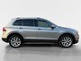 Volkswagen Tiguan 1.5 TSI ACT Highline | Head up display | Elektrisch wegklapbare trekhaak | Achteruitrijcamera | Stoelverwarming |