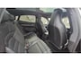 Porsche Taycan 4S | Warmtepomp | 93,4 kWh Accu | Navigatie/Android/Apple Carplay | LM Velgen 21" | Panoramadak | Rondomzichtcamera | Stoelen Voor Verwarmd/Geventileerd/Massage |