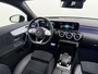 Mercedes-Benz CLA Shooting Brake 250 e AMG-Line SOH 98% | Sfeerverlichting | Panorama-schuifdak | Head-up Display | Distronic Cruise Control | Stoelverwarming Voor | Smartphone Integratie Pakket |