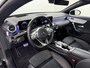 Mercedes-Benz CLA Shooting Brake 250 e AMG-Line SOH 98% | Sfeerverlichting | Panorama-schuifdak | Head-up Display | Distronic Cruise Control | Stoelverwarming Voor | Smartphone Integratie Pakket |