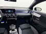 Mercedes-Benz CLA Shooting Brake 250 e AMG-Line SOH 98% | Sfeerverlichting | Panorama-schuifdak | Head-up Display | Distronic Cruise Control | Stoelverwarming Voor | Smartphone Integratie Pakket |