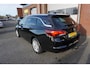 Opel Astra Sports Tourer 1.4 TURBO 150PK ONLINE EDTION ORIGINEEL NEDERLANDS NAVIGATIE ANDROID/APPLECARPLAY TREKHAAK ECC AIRCO CRUISECONTROL PARKEERSENSOREN V+A 16INCH LMV 4X ALL SEASON BANDEN ENZ...