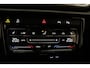 Volkswagen T-Roc R-Line Edition 1.5 TSI 150pk DSG Automaat Trekhaak, Navigatie, Adaptive cruise control, Achteruitrijcamera, Stoelverwarming, LED koplampen, App connect