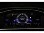 Volkswagen T-Roc R-Line Edition 1.5 TSI 150pk DSG Automaat Trekhaak, Navigatie, Adaptive cruise control, Achteruitrijcamera, Stoelverwarming, LED koplampen, App connect