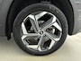 Hyundai Tucson 1.6 T-GDI PHEV Premium 4WD | Stoel stuur verwarming & stoelverkoeling | 360° Camera | Adaptieve Cruise | Apple Carplay & Android auto | Elektrisch Stoelverstelbaar + Memory |