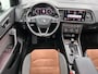 SEAT Ateca 1.5 TSI Xcellence Business Intense Automaat | Panoramadak | Trekhaak | Beats Audio | Camera | Navigatie