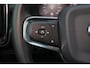 Volvo XC40 T3 GT Inscription - AUTOMAAT - Leder - Harman Kardon - Verwarmbare voorstoelen - Elektr. bedienbare achterklep - Parkeersensoren voor & achter - Parkeercamera achter - Draadloos opladen telefoon - DAB plus - 18' LMV - Climate Control - Cruise Control - Licht- & regensensor