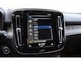 Volvo XC40 T3 163PK Automaat Inscription / Navigatie / Adaptive Cruise control / Stoelverwarming / Elektr. Trekhaak / Parkeersensoren v+a