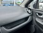 Renault Clio Estate 0.9 TCe 90 Limited | Navigatie | Parkeersensoren | Lichtmetaal | Airco | Cruise Control | Spraakbediening | DAB | Bluetooth | Armsteun | Cruise Control