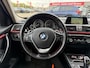 BMW 3-Serie Touring 320i Sport Line LED Trekhaak Sportstoelen Keyless Entry Stoelverwarming