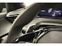 Peugeot 2008 1.2 Hybrid Allure 136 PK | Automaat | Camera | Parkeersensor | Mirror Screen | Adaptive Cruise Control | Navigatie | Getinte ramen | BTW auto | 1e eigenaar