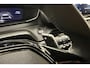 Peugeot 2008 1.2 Hybrid Allure 136 PK | Automaat | Camera | Parkeersensor | Mirror Screen | Adaptive Cruise Control | Navigatie | Getinte ramen | BTW auto | 1e eigenaar