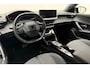 Peugeot 2008 1.2 Hybrid Allure 136 PK | Automaat | Camera | Parkeersensor | Mirror Screen | Adaptive Cruise Control | Navigatie | Getinte ramen | BTW auto | 1e eigenaar