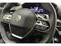 Peugeot 2008 1.2 Hybrid Allure 136 PK | Automaat | Camera | Parkeersensor | Mirror Screen | Adaptive Cruise Control | Navigatie | Getinte ramen | BTW auto | 1e eigenaar