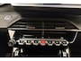 Peugeot 2008 1.2 Hybrid Allure 136 PK | Automaat | Camera | Parkeersensor | Mirror Screen | Adaptive Cruise Control | Navigatie | Getinte ramen | BTW auto | 1e eigenaar