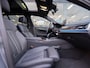 BMW 5-Serie Touring 530e Business Edition Plus | Pano | Carbon | Laser | Elc trekhaak