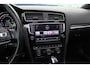 Volkswagen Golf 2.0 TSI R 4Motion / Panoramadak / Camera / Leder / Sterrenhemel / Remus uitlaat / 19'' / Navigatie / DAB / Stoelverwarming / ACC