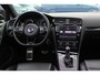 Volkswagen Golf 2.0 TSI R 4Motion / Panoramadak / Camera / Leder / Sterrenhemel / Remus uitlaat / 19'' / Navigatie / DAB / Stoelverwarming / ACC