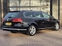 Volkswagen Passat Variant 1.4 TSI Highline BlueMotion | Navi | Stoelverwarming | Climatronic | LMV | PDC | Park Assist | All-seasons |