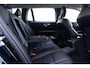 Volvo V60 T6 340PK Automaat Recharge AWD Inscription / Lederen bekleding / Stoel- en stuurverwarming / Harman Kardon / Semi-elektrische trekhaak / Keyless Entry / Elektrische stoelen met geheugen